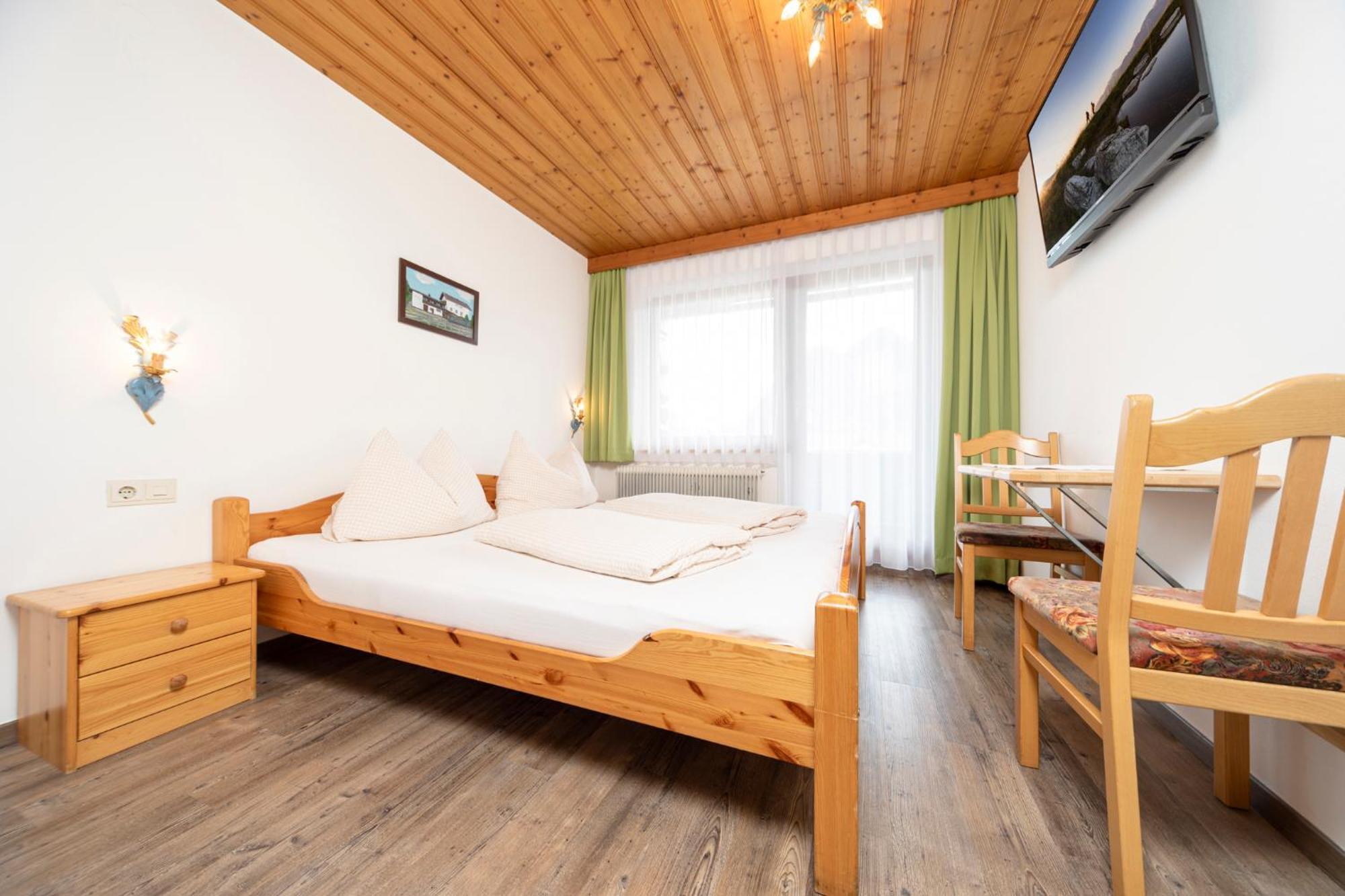 Gasthof Pension Knapp Strass im Zillertal Szoba fotó